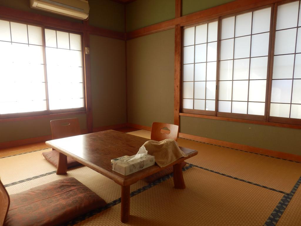 ホテル ペンションイズミ 伊豆市 エクステリア 写真