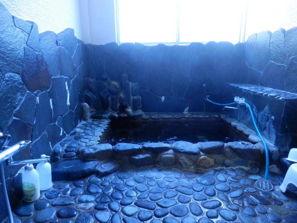 ホテル ペンションイズミ 伊豆市 エクステリア 写真